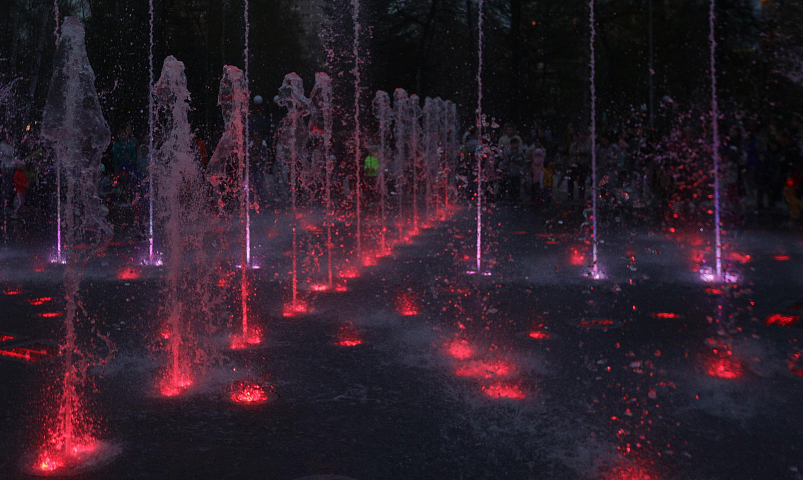 Стало известно, когда в Центральном парке включат светомузыкальный фонтан